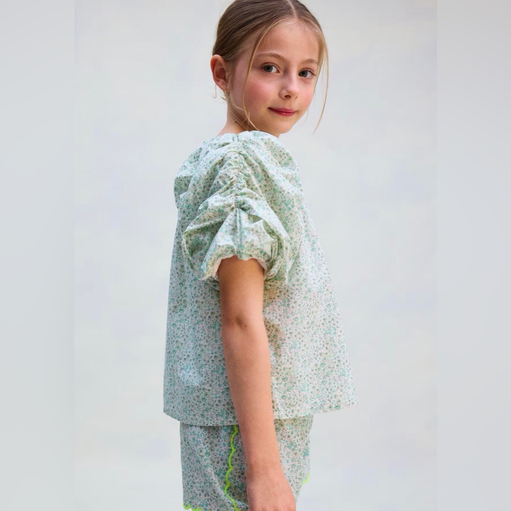 NWT Organic Cotton Floral Puff Sleeve Top • Girls 4T • H&M Adorables